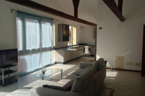 Luminoso LOFT in centro a due passi da Lugo Imola Massa Lombarda